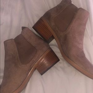 Chelsea Boot